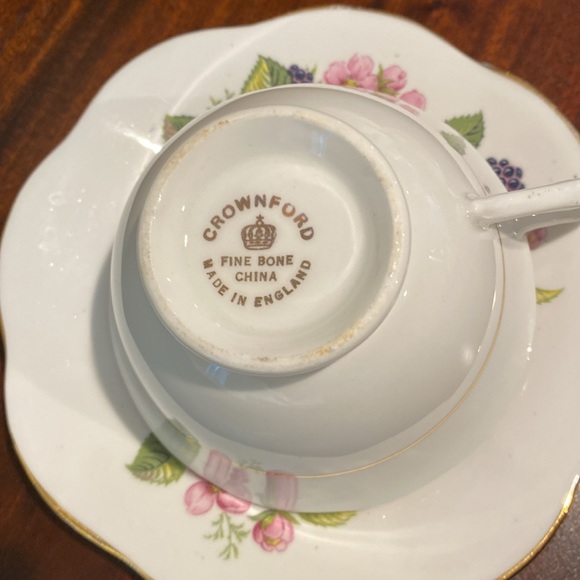 Vintage Teacup and Saucer, Crownford, England, Bone China - Picture 4 of 12